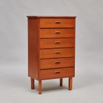 985 1203 CHEST OF DRAWERS